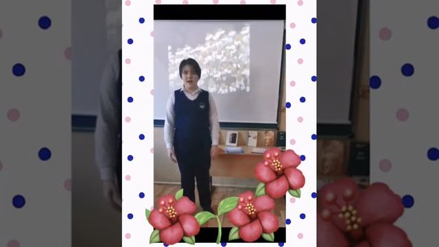 Редков Руслан читает стихотворение М.Джалиля «Красная ромашка» на русском языке