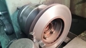 Проточка тормозных дисков c помощью оригинальной ступицы