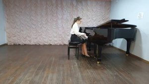 Старкова Анна. И.С. Бах "Аллеманда" из Французской сюиты №5, Соль мажор.