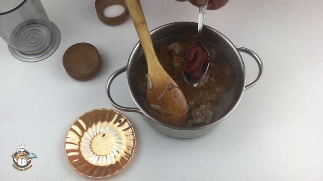 Нежнейший гуляш из говядины с подливой, Вкусная мясная подлива из говядины