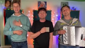 С днём рождения, Ирина, от всей САДковской души! ?