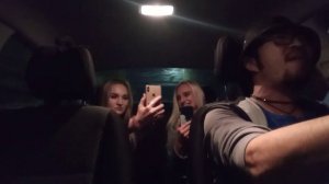 MC В ТАКСИ. Девчонки снимают сторисы, реакция пассажиров на таксиста рэпера