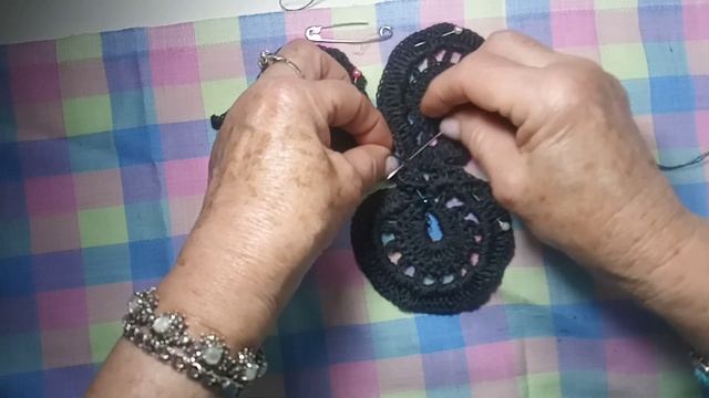 СОБИРАЕМ КРАСИВУЮ БЛУЗУ ИЗ ОТДЕЛЬНЫХ МОТИВОВ смотреть онлайн