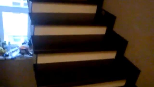 Межэтажная лестница в загородном доме