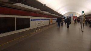 Станция метро "ПИОНЕРСКАЯ", ПЕТЕРБУРГ