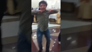 Даг станцевал под клубняк на свадьбе))
