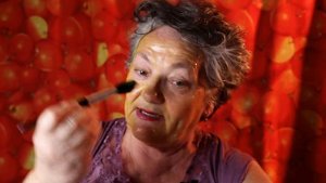 Маска для  лица из одного яйца