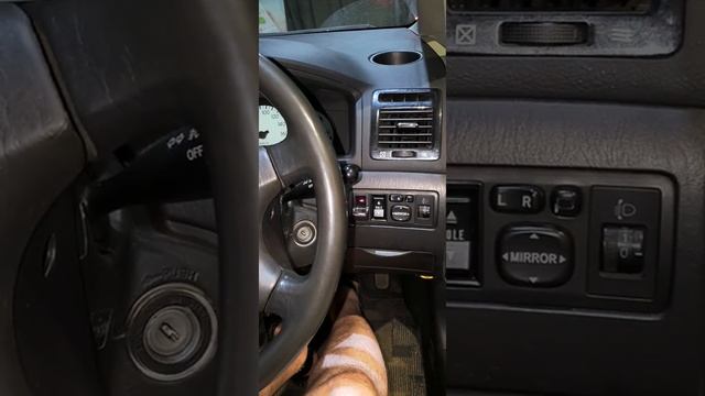 Toyota corolla Spacio смотреть онлайн