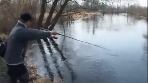 Как быстро отцепить приманку из коряжника