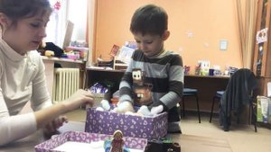Запуск фразовой речи у ребёнка с моторной алалией.
