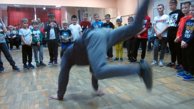 Брейкданс танцы Волгодонск sliders смотреть онлайн