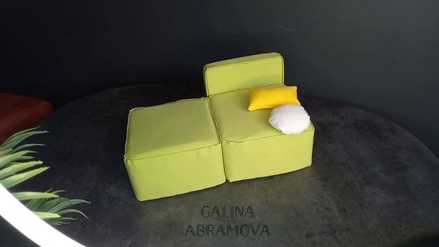 Салатовый диван для кукол