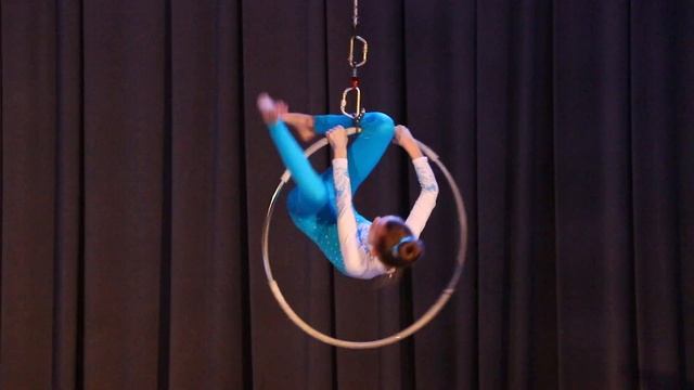 Circus studio "Firebird" смотреть онлайн