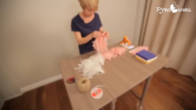 Гирлянда из бумаги (рукавички) смотреть онлайн