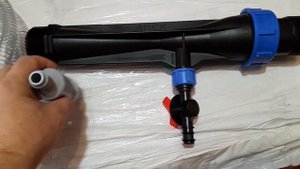 Спринклер для полива и инжектор вентури для подкормок