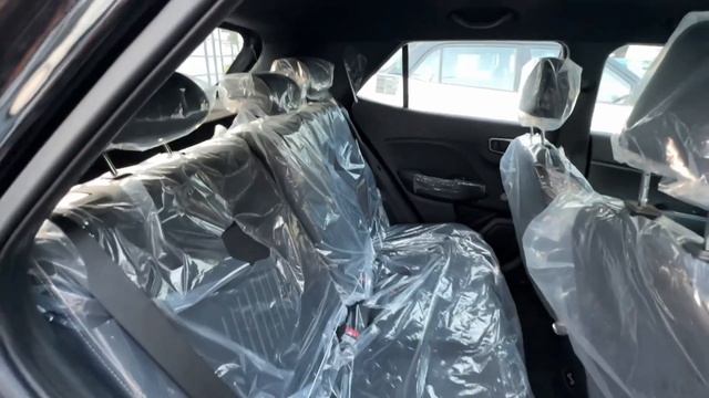 MAFIA LOOK Of 2023 Hyundai Venue Knight Edition Review?Venue S Optional Knight 2023