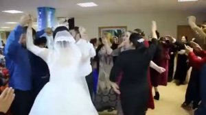 На свадьбе раджуни слава гурюн