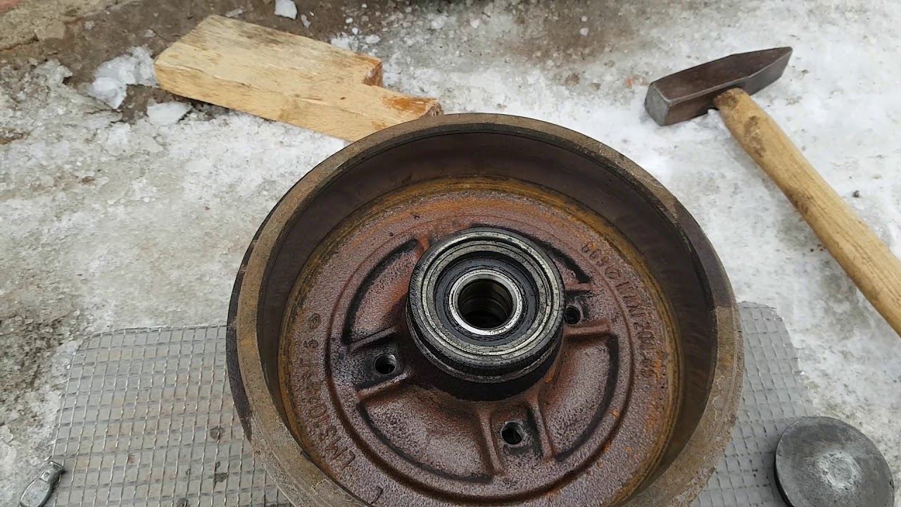 Замена задних тормозных колодок Ниссан смотреть онлайн