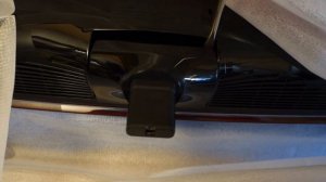 Samsung SyncMaster T220HD - how to remove stand