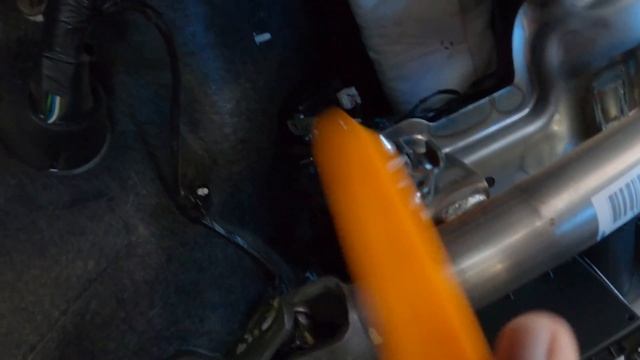 Стук в руле КИА РИО 3 / Hyandai Solaris смотреть онлайн