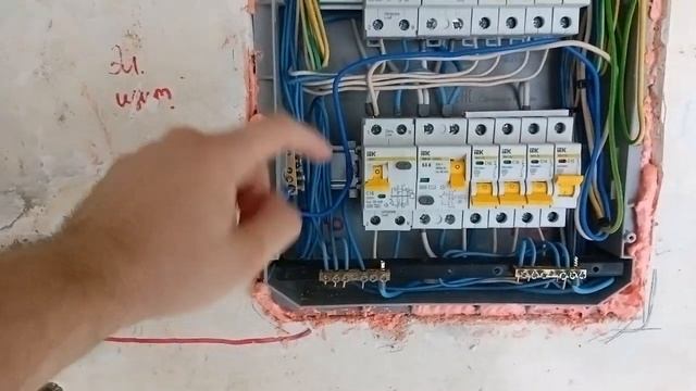 Расключение дешёвого электрического  щита.✔✔✔