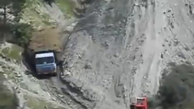Водитель Профессионал   Горный спуск по бездорожью