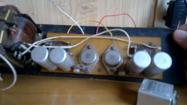 TESLA В ДЕЙСТВИИ Биполярный блок питания на транзисторах Тесла смотреть онлайн