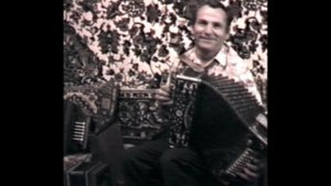 Афанасий Матюхин  Игра на тульской любительской гармони  1987 г