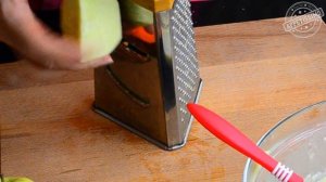 Невидимый яблочный пирог - лучший пирог из яблок, который вы когда-либо ели  / Invisible Apple Cake