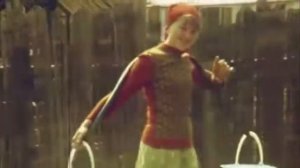 Һыу буйынан Әсәй ҡайтып килә (Ҡарт өләсәйем иҫтәлегенә) Руслан Газизов