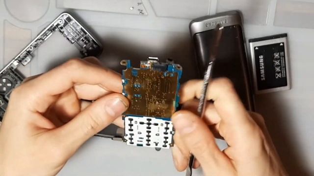 samsung s5610 сброс до заводских и чистка смотреть онлайн