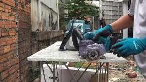 Makita DCC500Z Cordless Brusless Concrete/ Marble Connection DVC750L  Portable Vaccum Cleaner