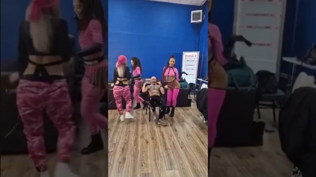 ОЛЕГ МОНГОЛ УМЕЕТ ЖИТЬ КРАСИВО! ЕСТЬ ЧЕМУ ПОУЧИТЬСЯ!