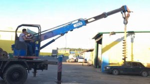 Работа буровой установки AICHI d502 на базе САДКО