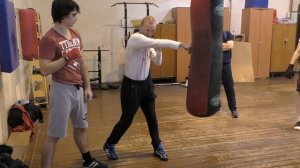 Техника правого прямого удара для начинающих