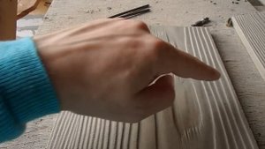 Карниз крыши дома. Конструкция, подшив фиброцементной панелью.