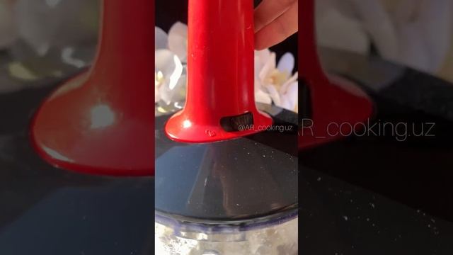 Песочный творожный пирог с вишнёвой заливкой,который на вкус напоминает нежный вкус Чизкейка ? смотреть онлайн