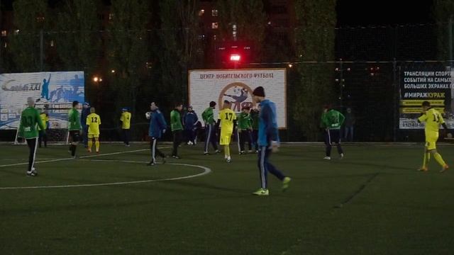 Чемпионат ЦЛФ СК Оранж Фитнес высшая лига. . Движение — Гренада 4 : 3