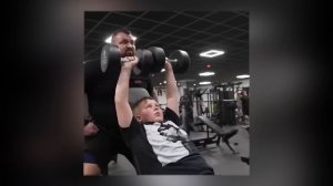 ЭДДИ ХОЛЛ КАЛЕЧИТ СВОЕГО СЫНА НА ТРЕНИРОВКАХ РАЗОБЛАЧЕНИЕ