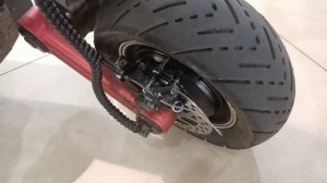 kugo g booster настроил штатные тормоза без проставок, не едет на среднем уровне батареи.