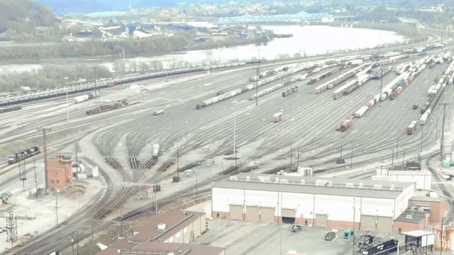 Massive Railroad Yard with Hump Yard & Engine Facilities! смотреть онлайн