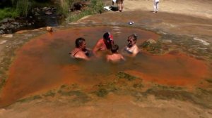 АРМЕНИЯ, ДЖЕРМУК, КУПАНИЕ В ГЕЙЗЕРЕ