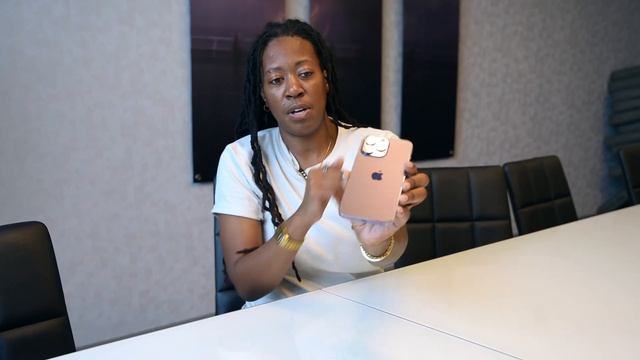 Unboxing the NEW iPhone 14 Lineup + Camera Test! смотреть онлайн