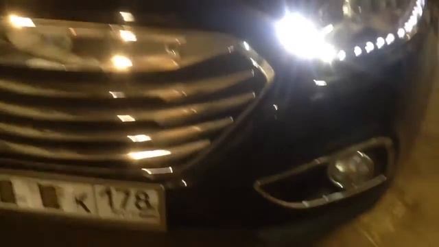 Модульные LED огни в фарах Хендай IX35 - яркий тюнинг! смотреть онлайн