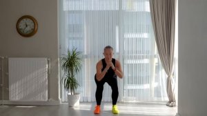 Самое эффективное упражнение.  108 приседаний с Леной Пятибрат