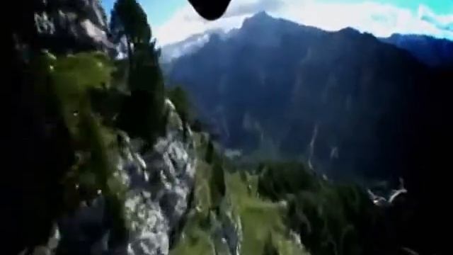 Безумный полет в горах смотреть онлайн