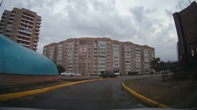 Один день - Два времени года. Абая-Гагарина-Сырыма Датова. Уральск осень 2021