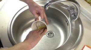 КАК очистить ЧАШКУ (кружку) от чайного налета. НАРОДНОЕ средство.