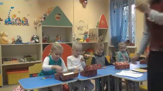 Развивающие занятия в клубе"СЕМЬЯ" Печатники ЮВАО Москва смотреть онлайн