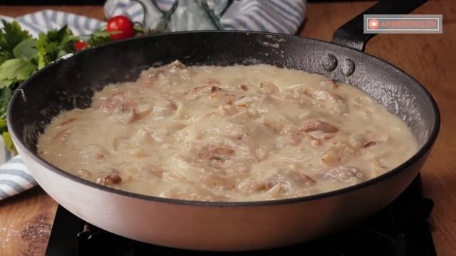 Не ищите других рецептов, это идеальный рецепт курицы с грибами под соусом Бешамель!| Appetitno.TV